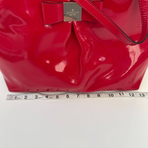 NWT Kate Spade New York Small Evie Veranda Place Patent Leather Tote Bag Red NEW - Picture 6 of 9